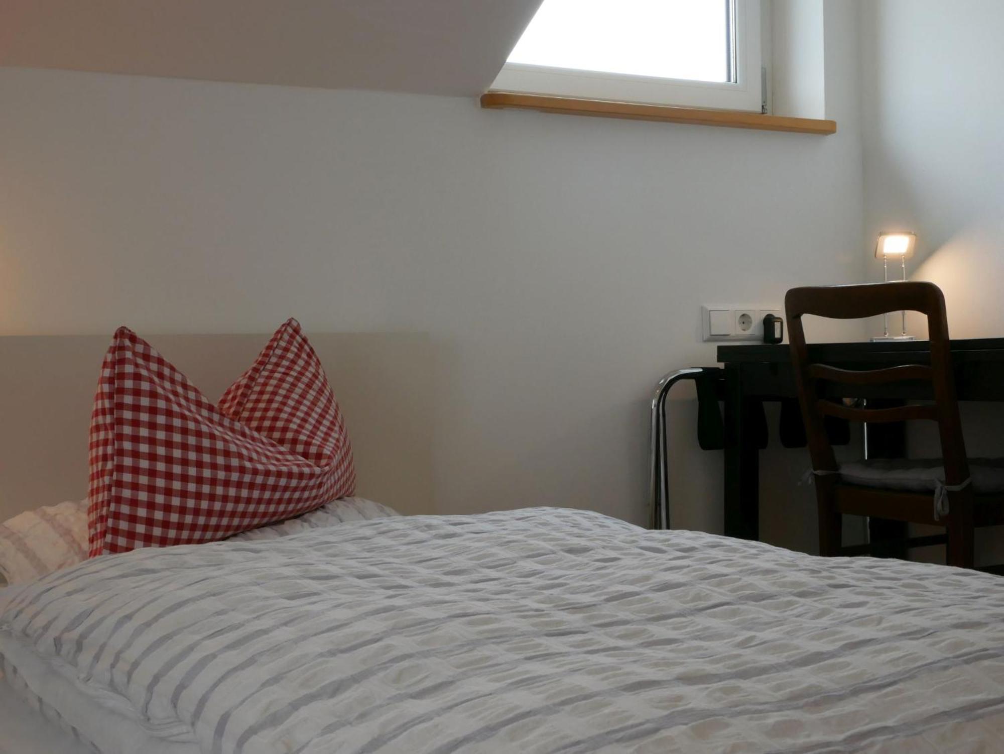 Ferienwohnungen Knodel Sachsenheim Exteriér fotografie